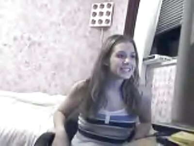 Bonnie Rotten si infila le dita nel culo durante una porche mature pelose scopata vaginale.