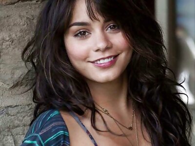 Rebecca Moore porche mature italiane ha un cazzo in tutti i buchi.